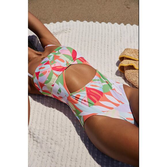 NWT Sanctuary Cutout One-Piece Swimsuit - Medium - Picture 3 of 5